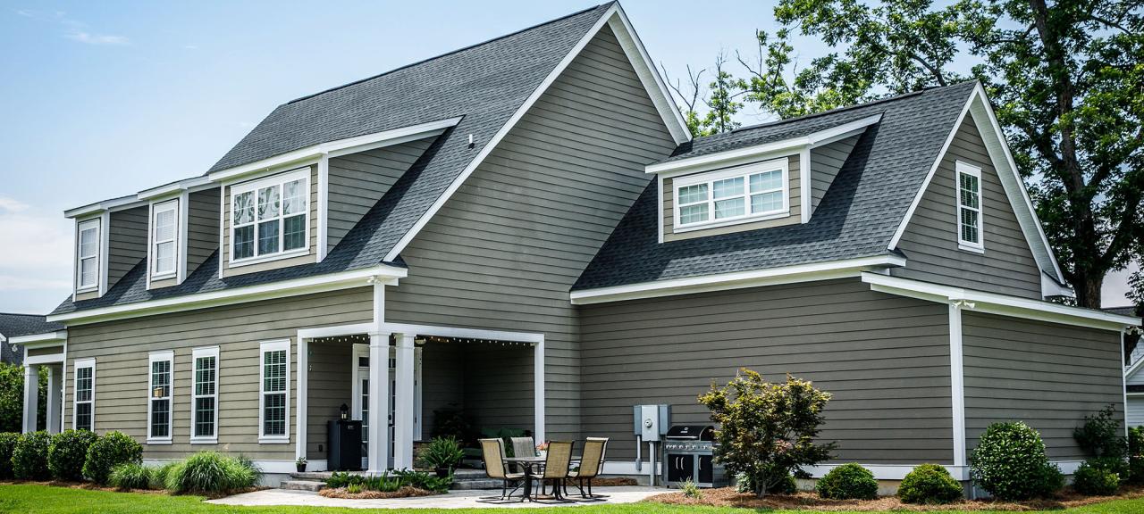 The 10 Best Roofing And Siding Contractors Near Me (2025) The 10 Best Roofing And Siding Contractors Near Me (2025)